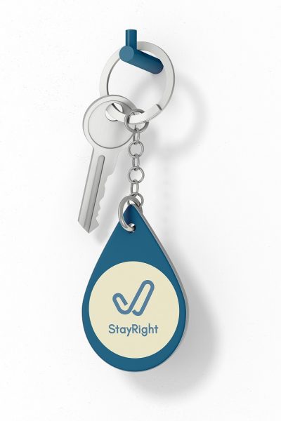 silicone-keychain-mockup-hanging